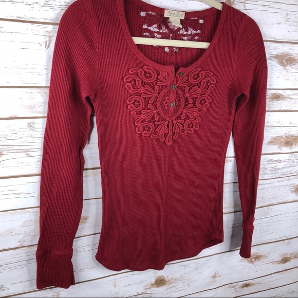 Lucky Brand crochet detail textured thermal top - Picture 2 of 8